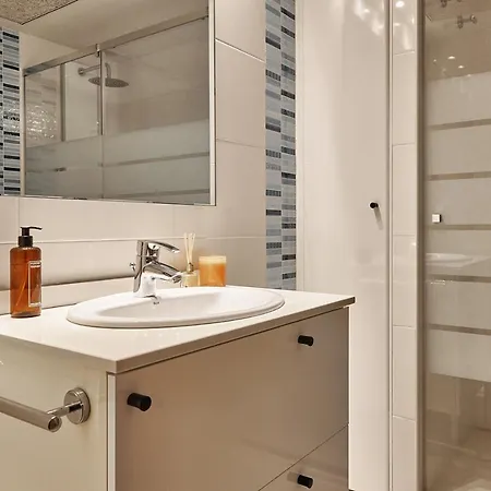 Daire Sea View Modern Flat *